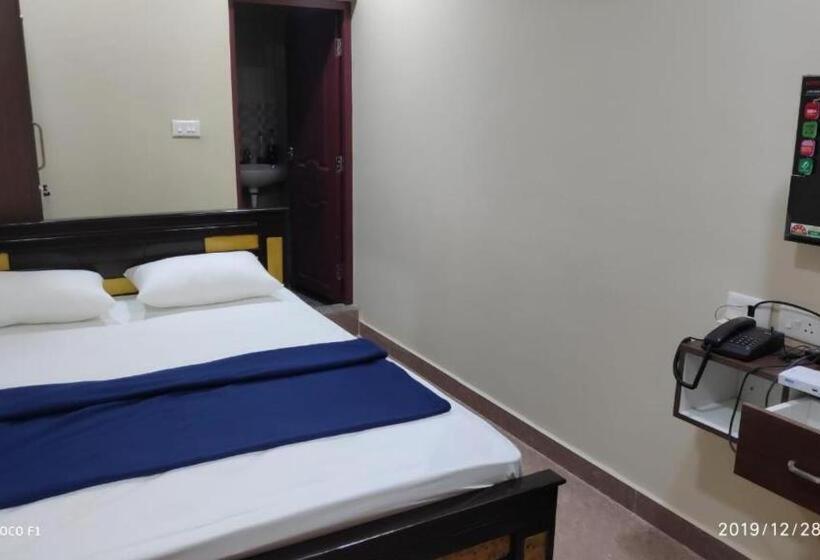 Dream Stay Guest House Puducherry Buitenkant foto